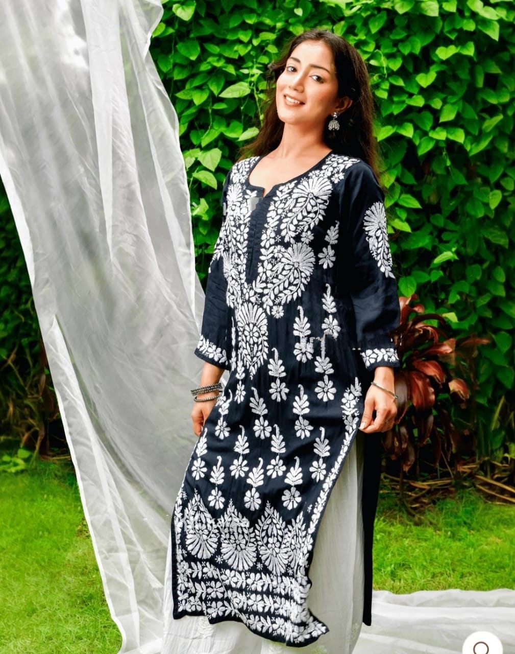 Saahil Rang-e-Hunar — Luxurious Midnight Blue Modal Kurta with Heavy Embroidery