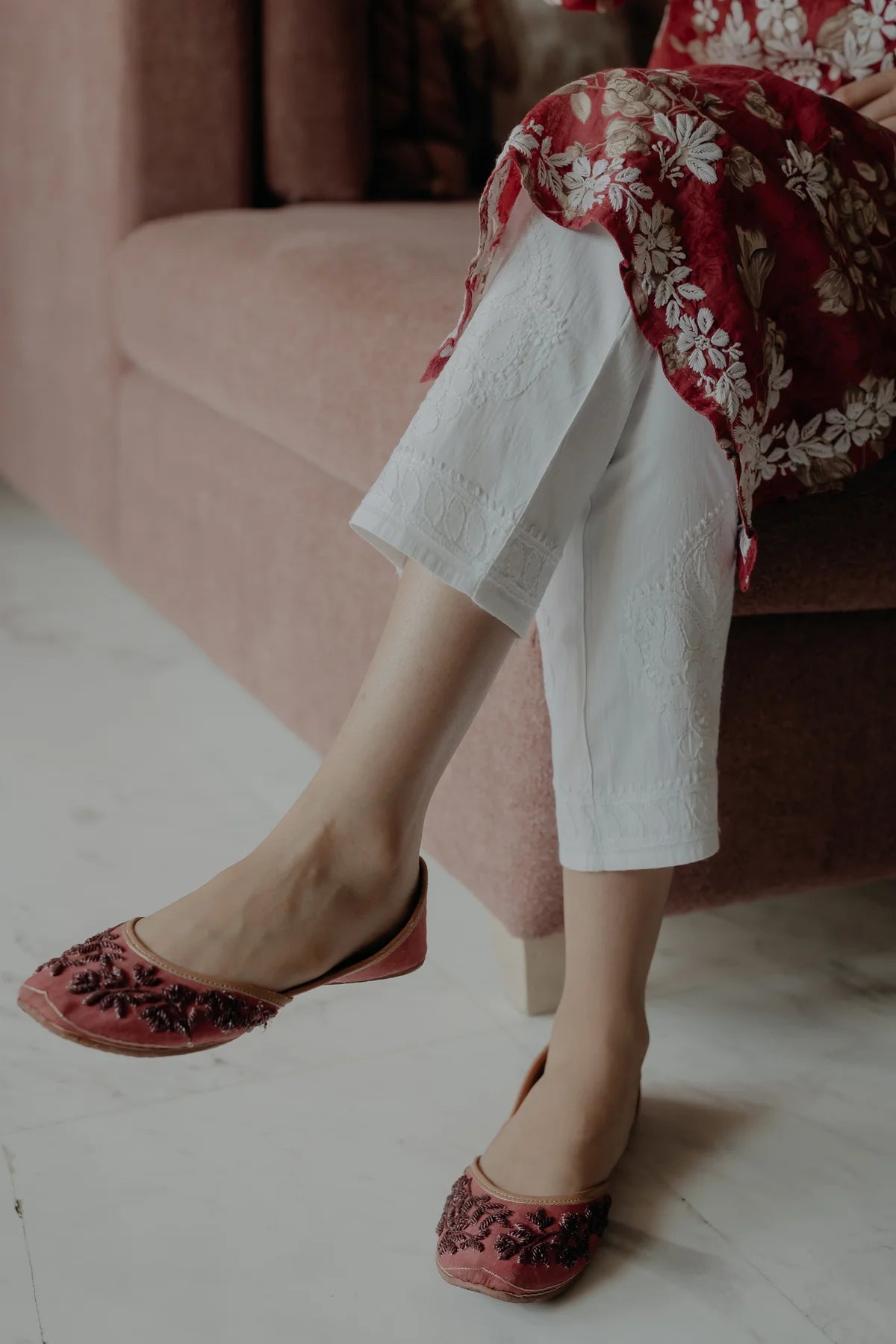 Nazaqat-E-Raqs — Stretchable Lycra Chikankari Pant
