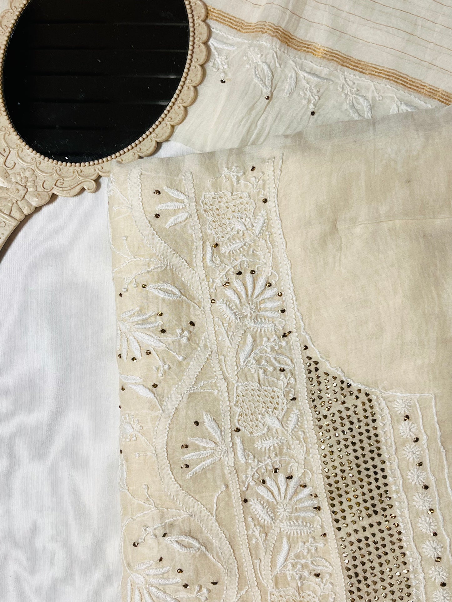 Noor-E-Afshan Ivory Mul Cotton Ensemble | Handcrafted Chikankari & Mukaish