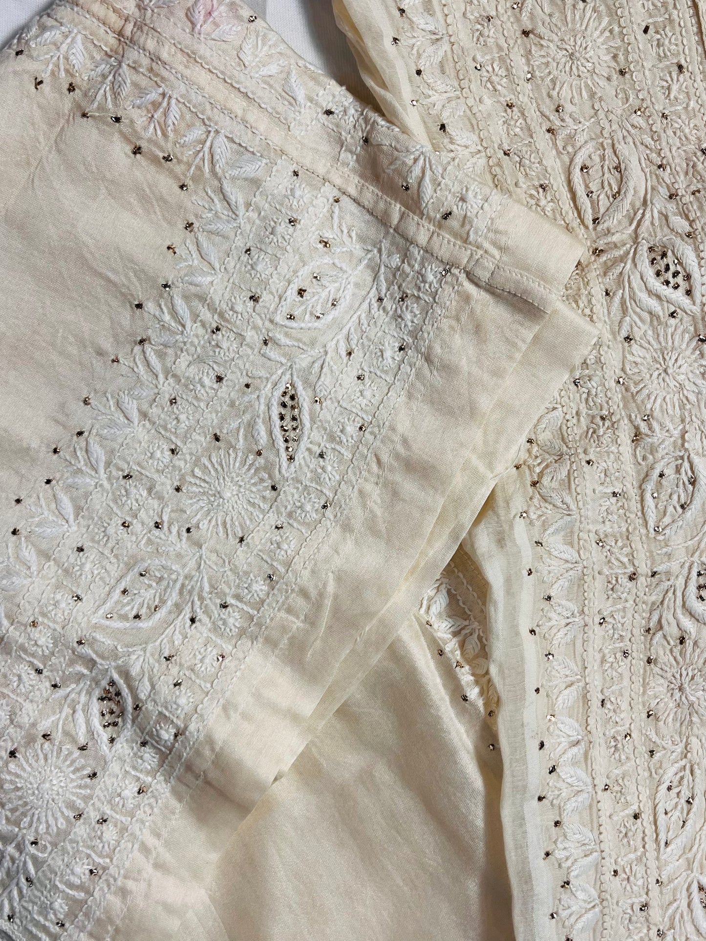 Noor-E-Haya: Ivory Chikankari Co-ord with Mukaish & 1-Taar Elegance