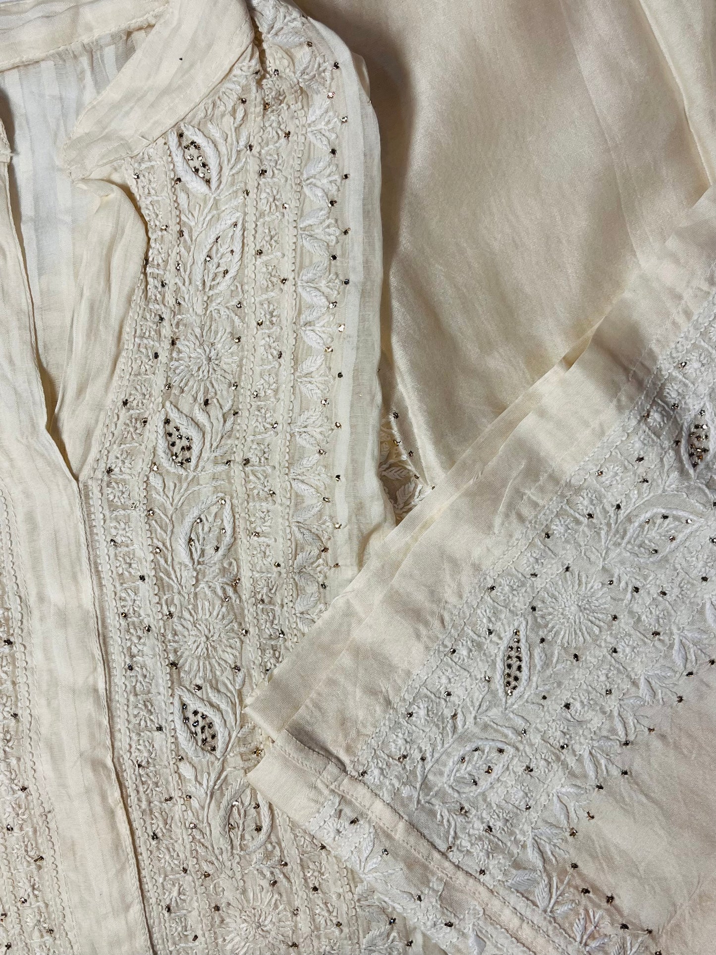Noor-E-Haya: Ivory Chikankari Co-ord with Mukaish & 1-Taar Elegance