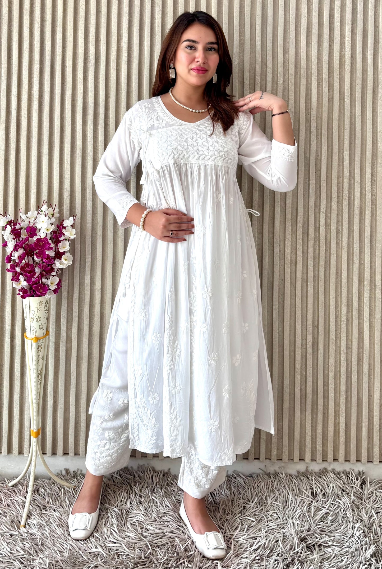 Nazm-e-Noor – A Poem in White