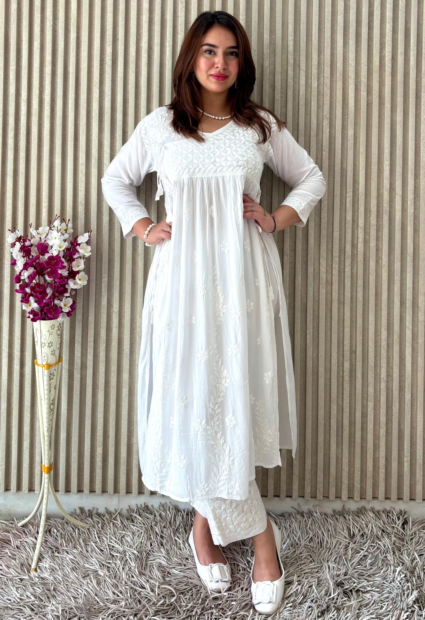 Nazm-e-Noor – A Poem in White
