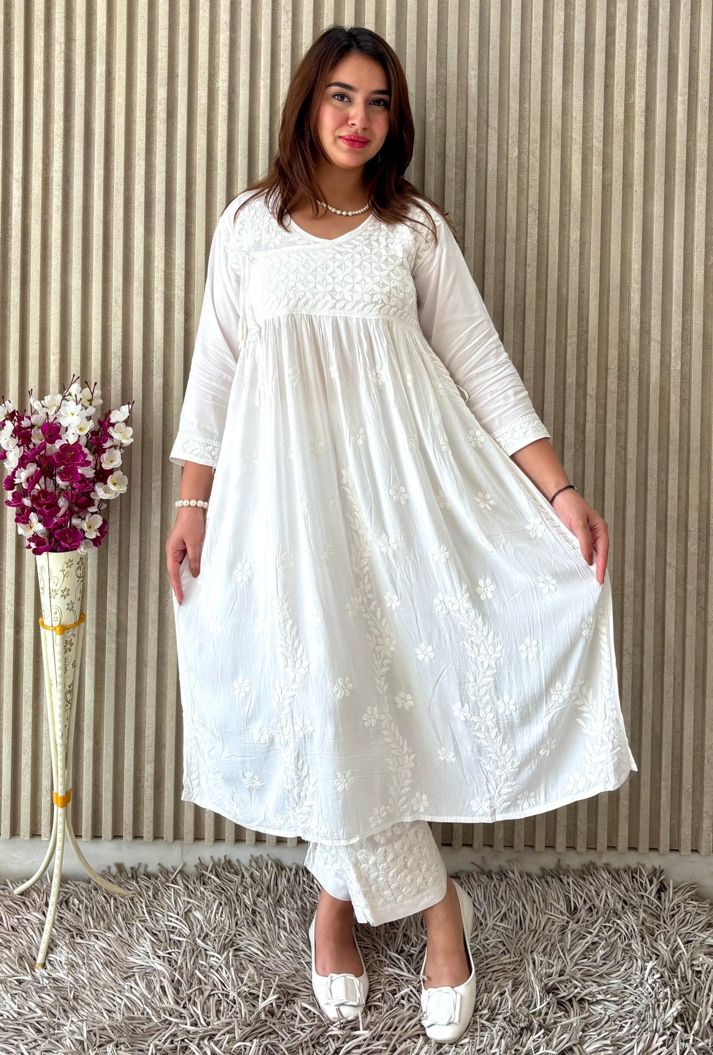 Nazm-e-Noor – A Poem in White