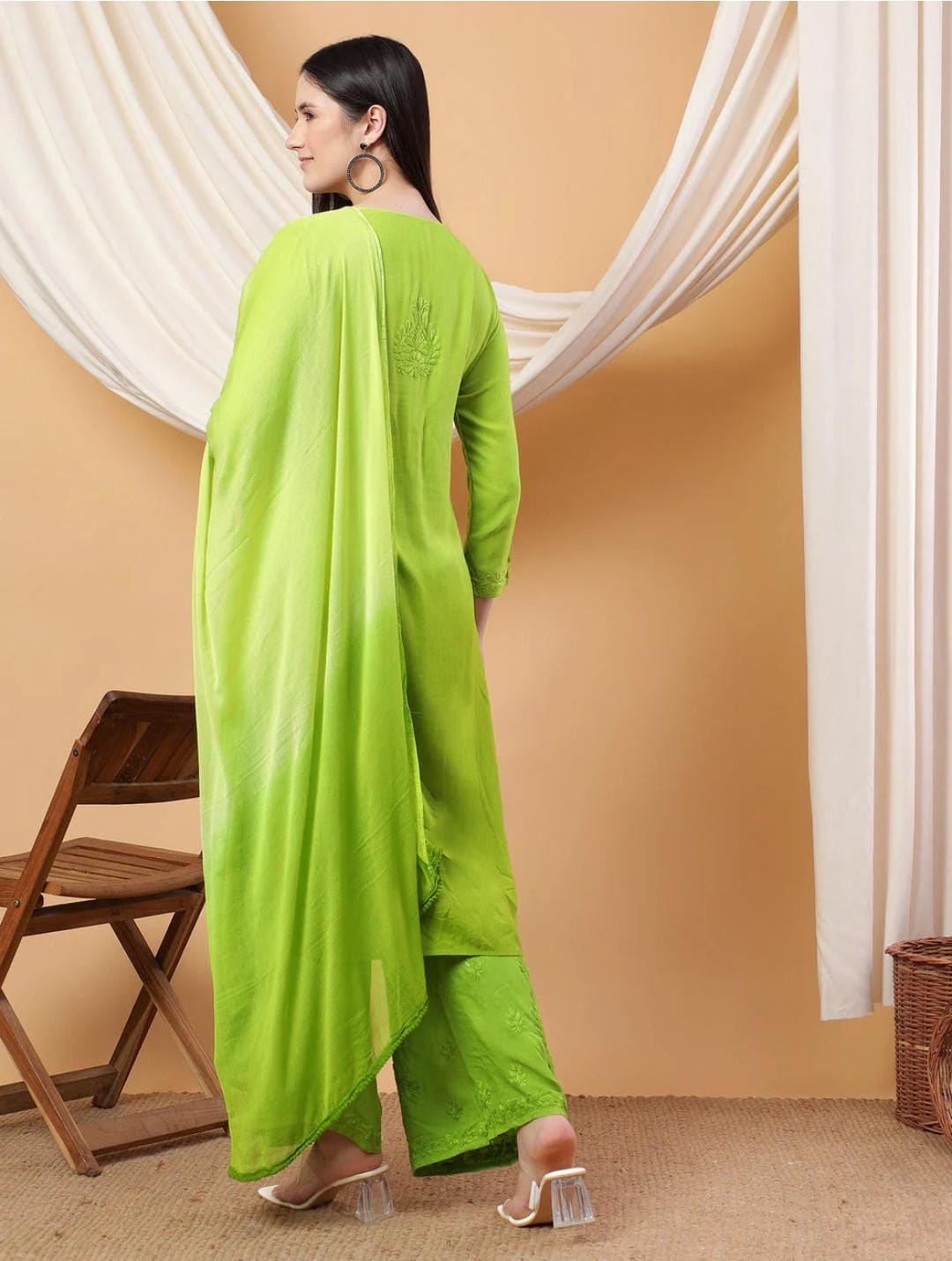 Sabz-e-Nazm – An Ombre Elegance