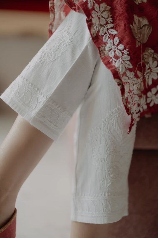 Nazaqat-E-Raqs — Stretchable Lycra Chikankari Pant