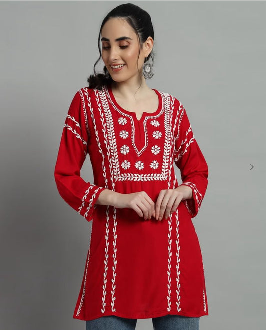 Nazm-e-Nazaqat: Embroidery Inspired by Royal Courts