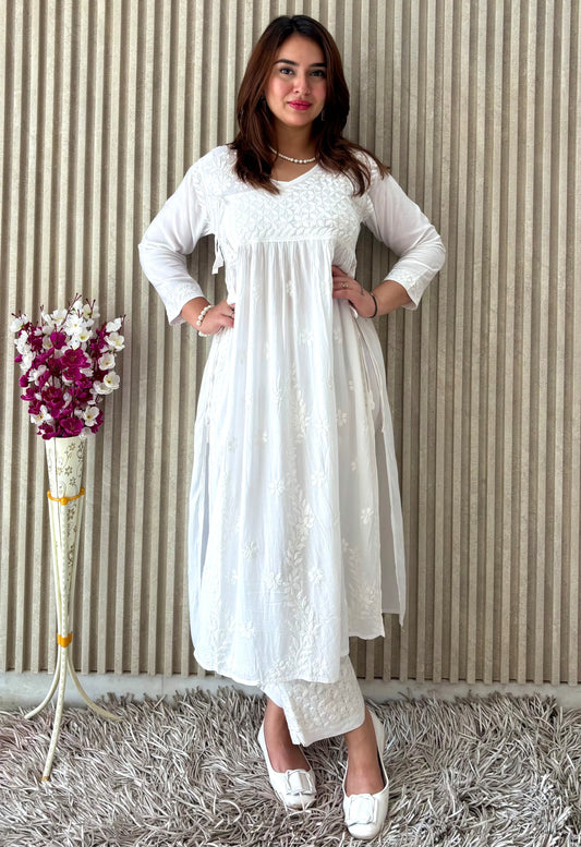 Nazm-e-Noor – A Poem in White