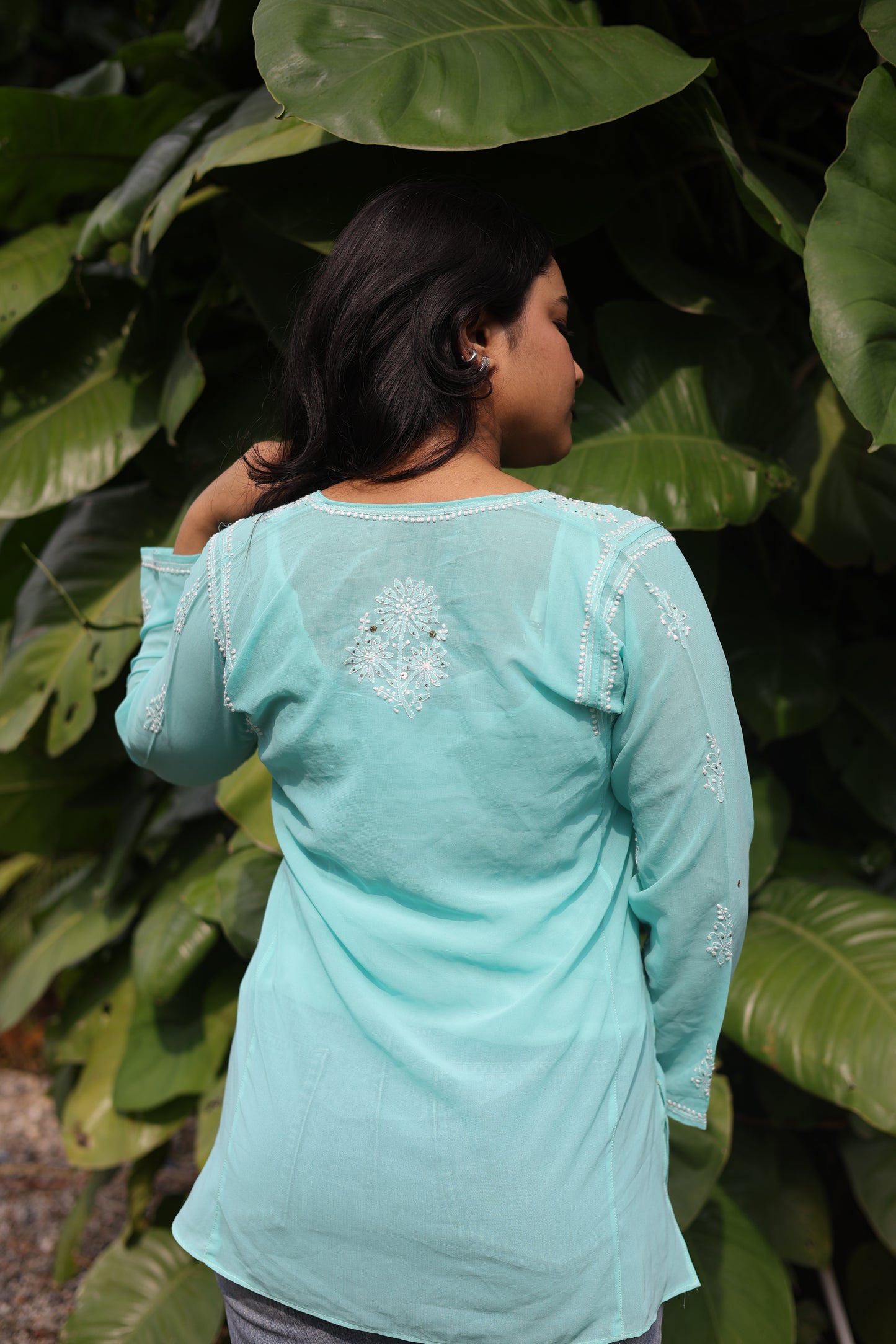 Nazm-e-Turquoise – A poetic ode stitched in Chikankari and starlight