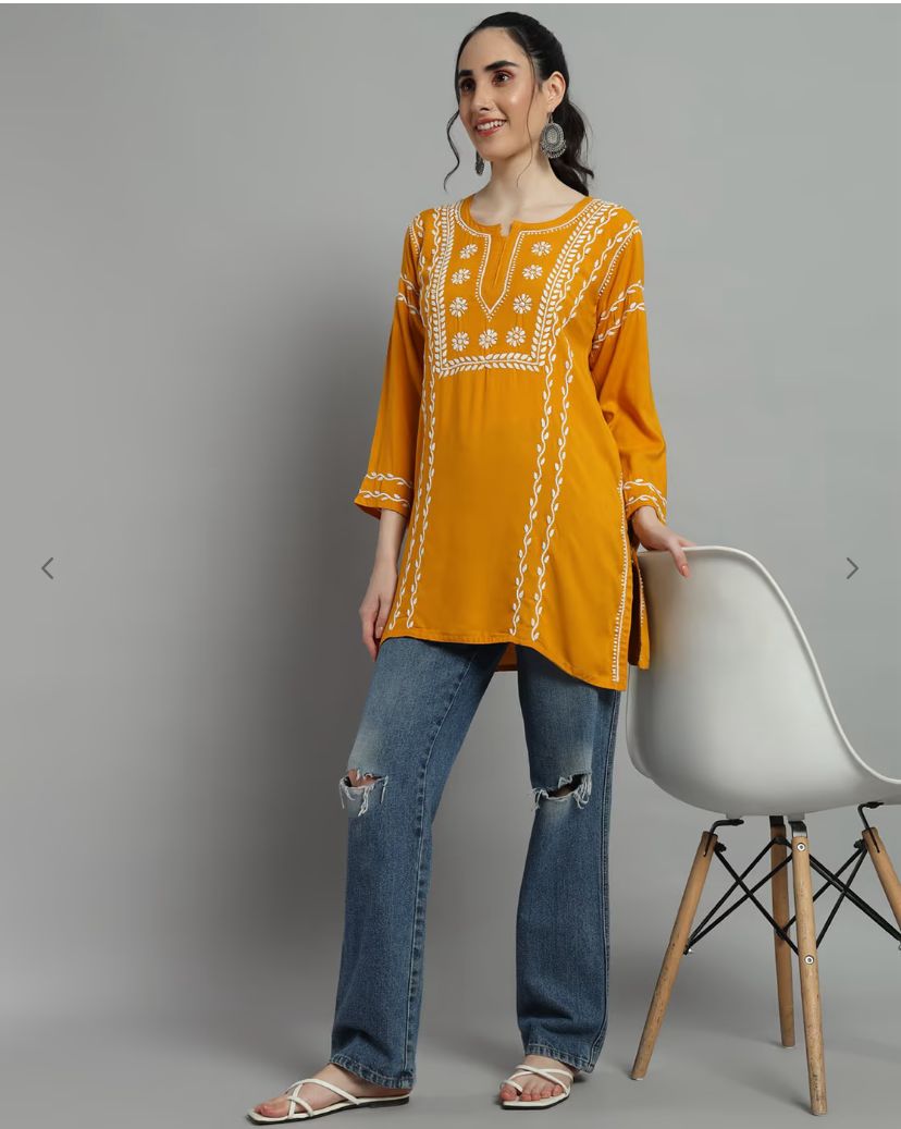 Nazm-e-Nazaqat: Embroidery Inspired by Royal Courts